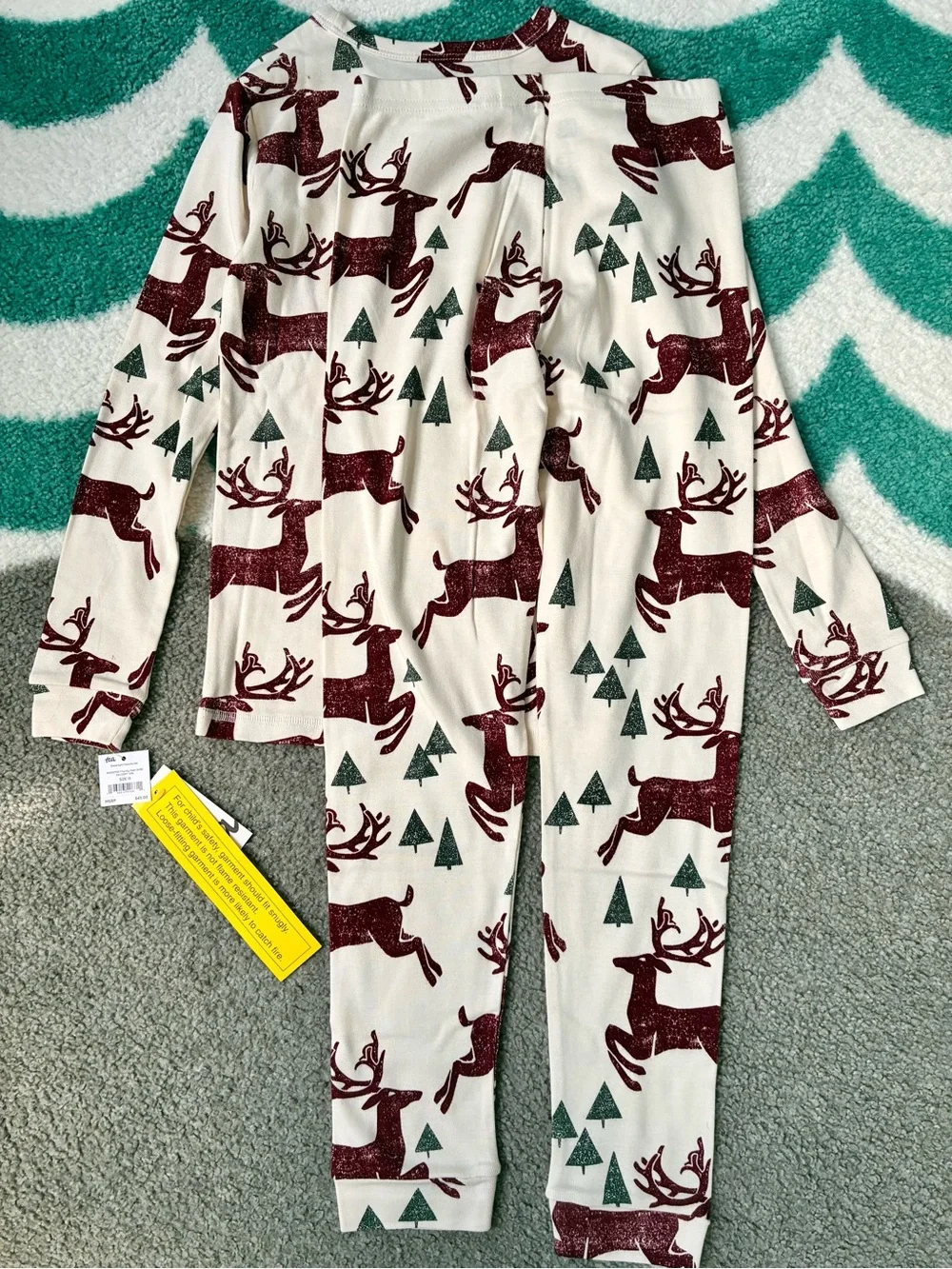 NWT - Tea Collection Holiday Pajamas (Cream/Burgundy/Green) Size 10